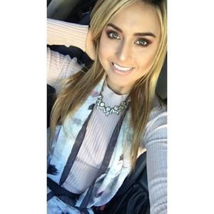 Meet your Posher, Justine